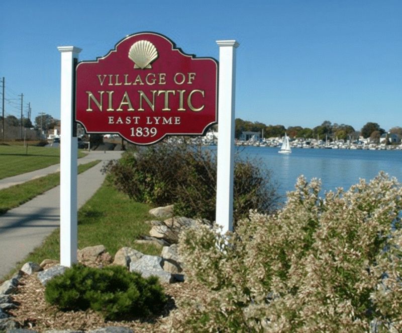 Best Siding Repair pros in Ellington, CT